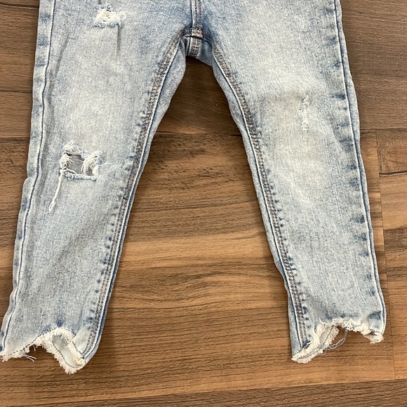 Zara distressed jeans - Picture 2 of 4